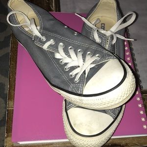 Converse-size 11- greyish